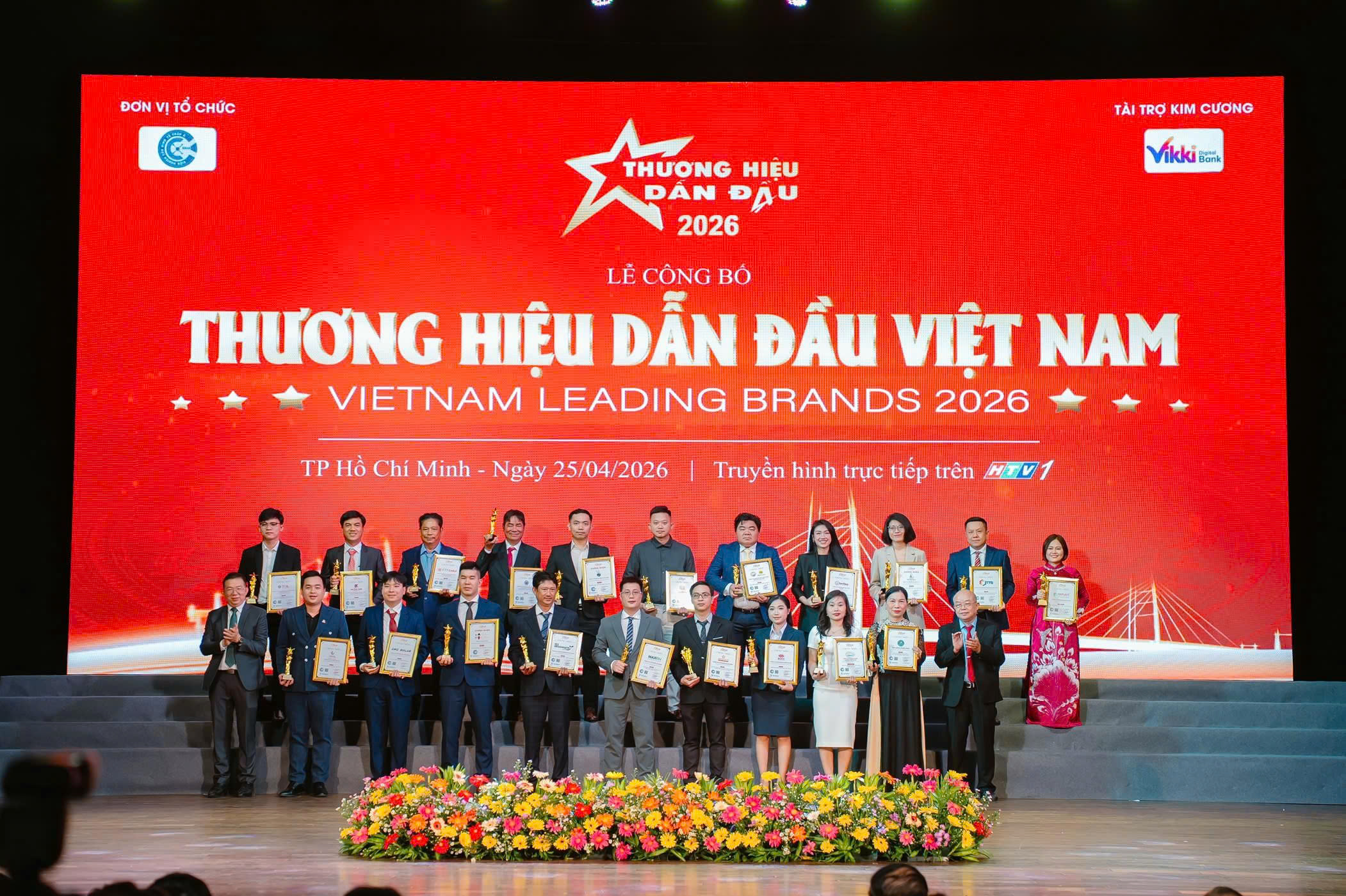 Xe Điện Bluera Việt Nhật Lọt Top 10 “Thương Hiệu Dẫn Đầu Việt Nam 2026”