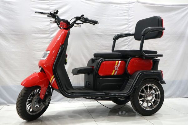 Xe 3 bánh Super 8 New 2021